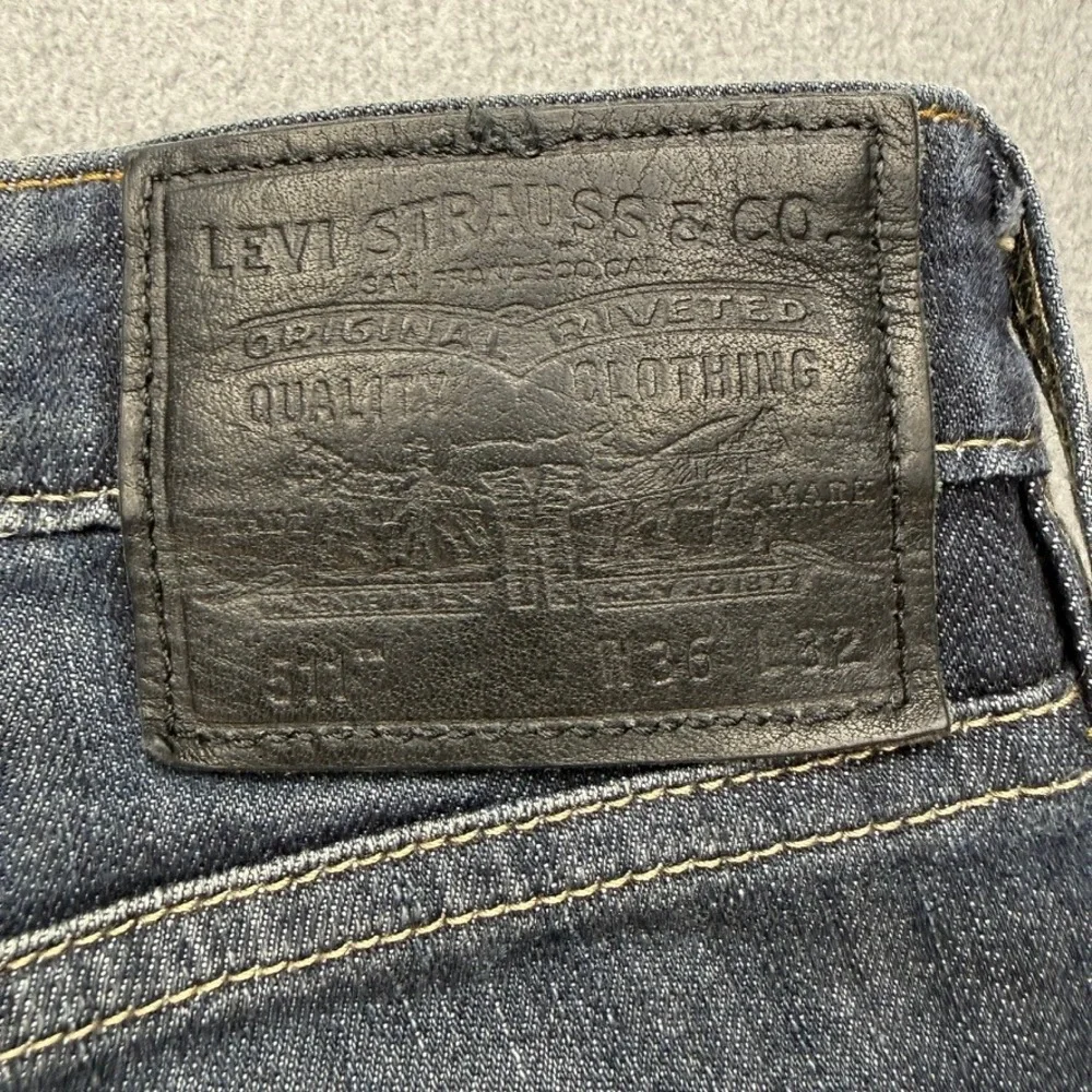 Levis 511 Slim Fit Jeans 36x32 (FIT 34x29) Dark Wash Blue Stretch Denim Casual